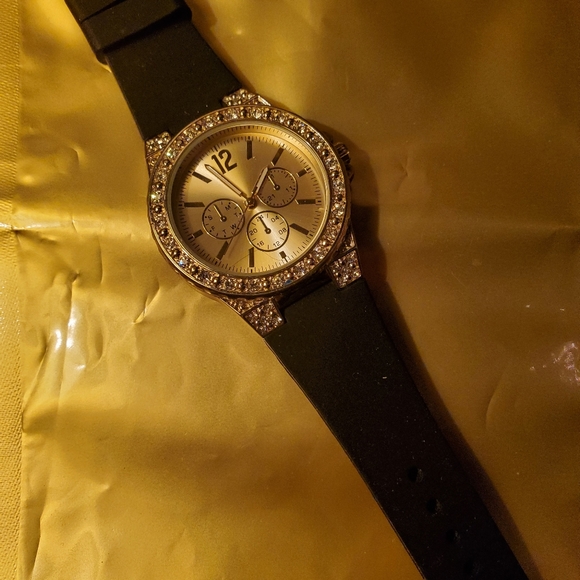 Japanese Watch - Picture 2 of 3